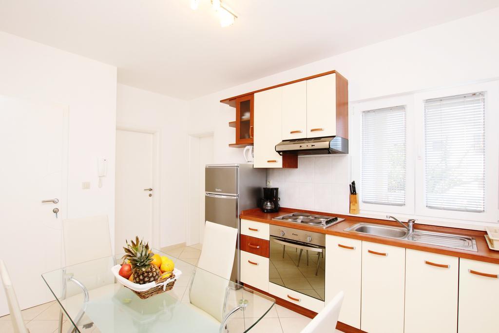 Apartment Vrbat *