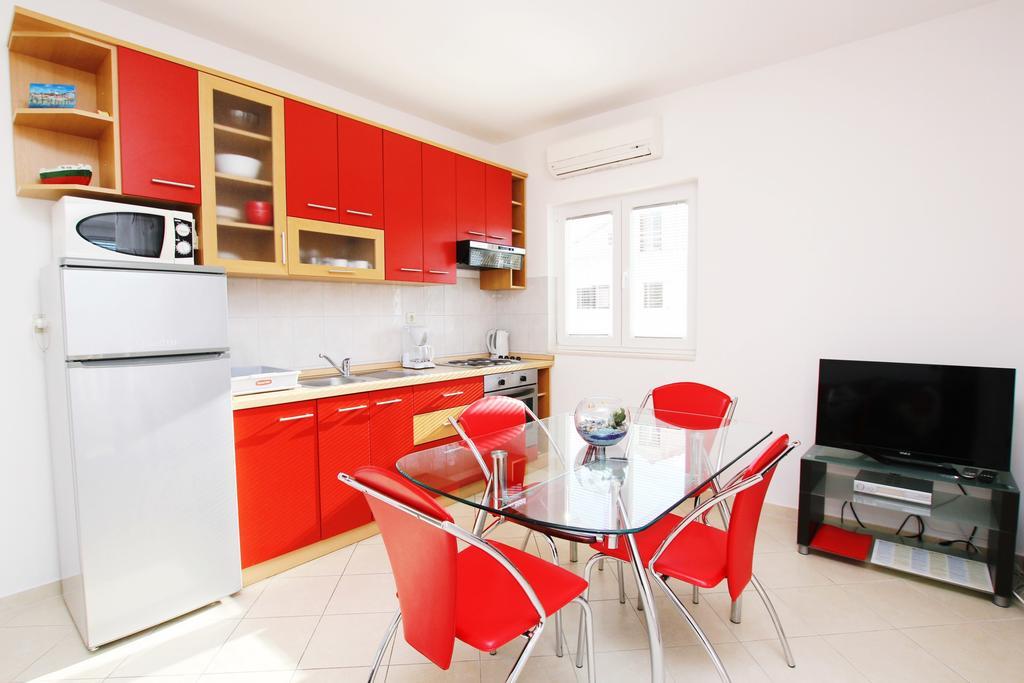 Apartment Vrbat Seget Vranjica